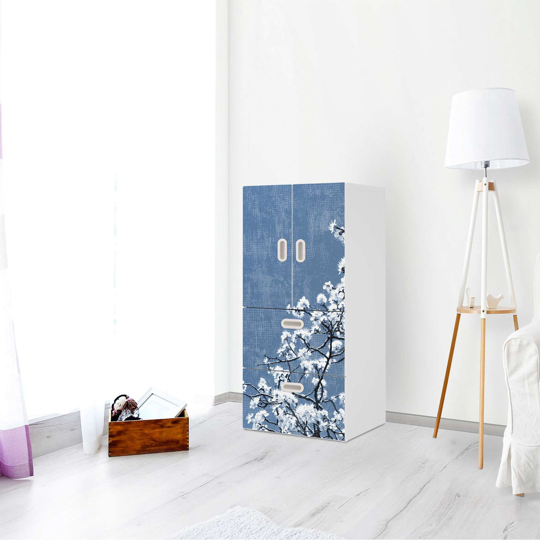 Möbelfolie Spring Tree - IKEA Stuva / Fritids kombiniert - 2 Schubladen und 2 kleine Türen - Kinderzimmer