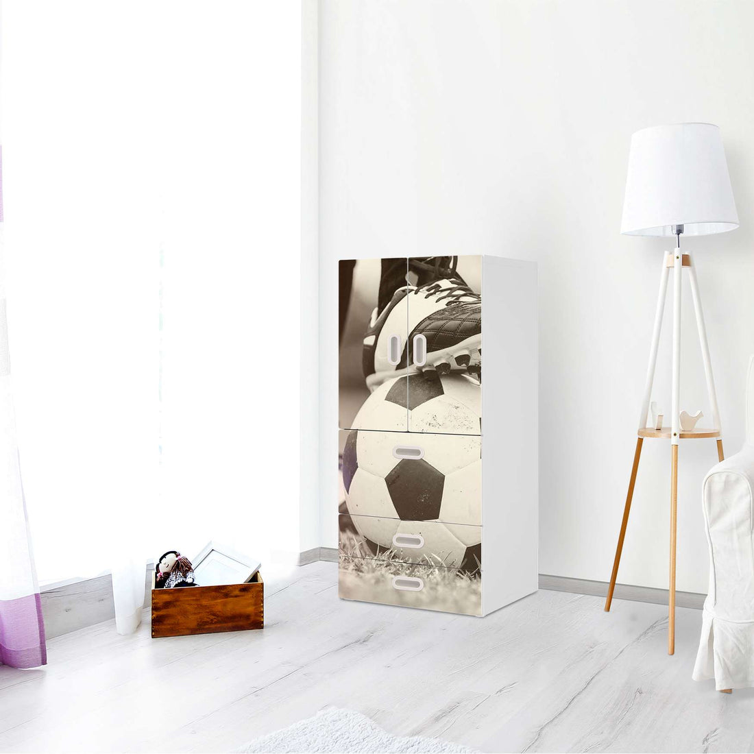 Möbelfolie Kick it - IKEA Stuva / Fritids kombiniert - 3 Schubladen und 2 kleine Türen - Kinderzimmer