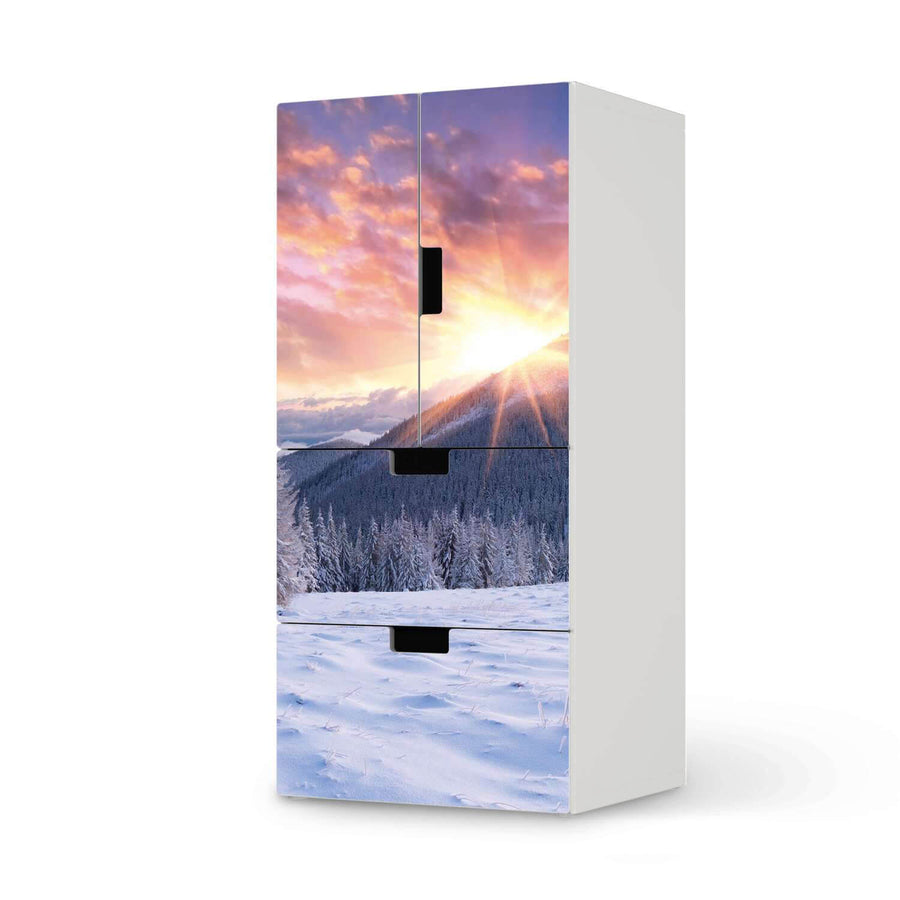 Möbelfolie Zauberhafte Winterlandschaft - IKEA Stuva kombiniert - 2 Schubladen und 2 kleine Türen  - weiss