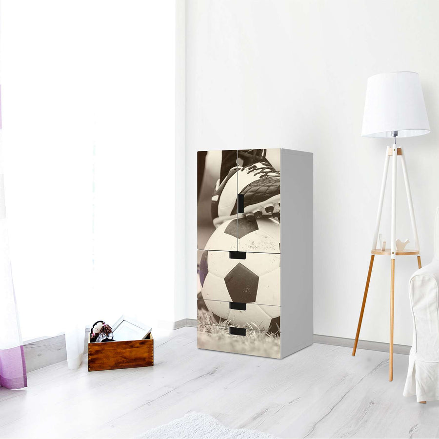 Möbelfolie Kick it - IKEA Stuva kombiniert - 3 Schubladen und 2 kleine Türen - Kinderzimmer