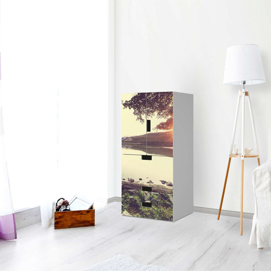 Möbelfolie Seaside Dreams - IKEA Stuva kombiniert - 3 Schubladen und 2 kleine Türen - Wohnzimmer