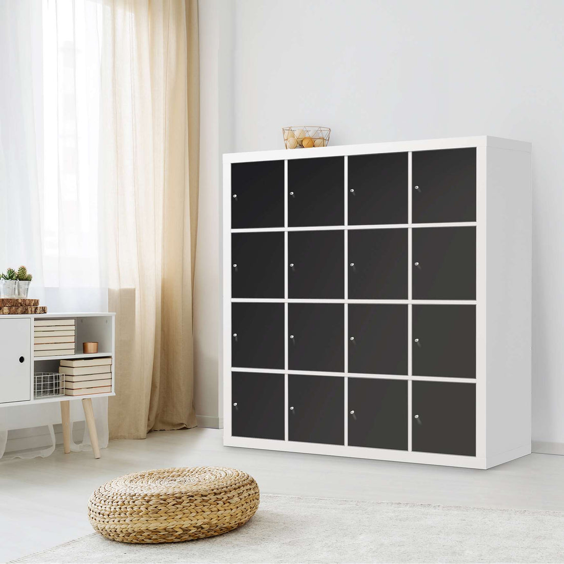 Selbstklebende Folie Schwarz - IKEA Expedit Regal 16 Türen - Wohnzimmer