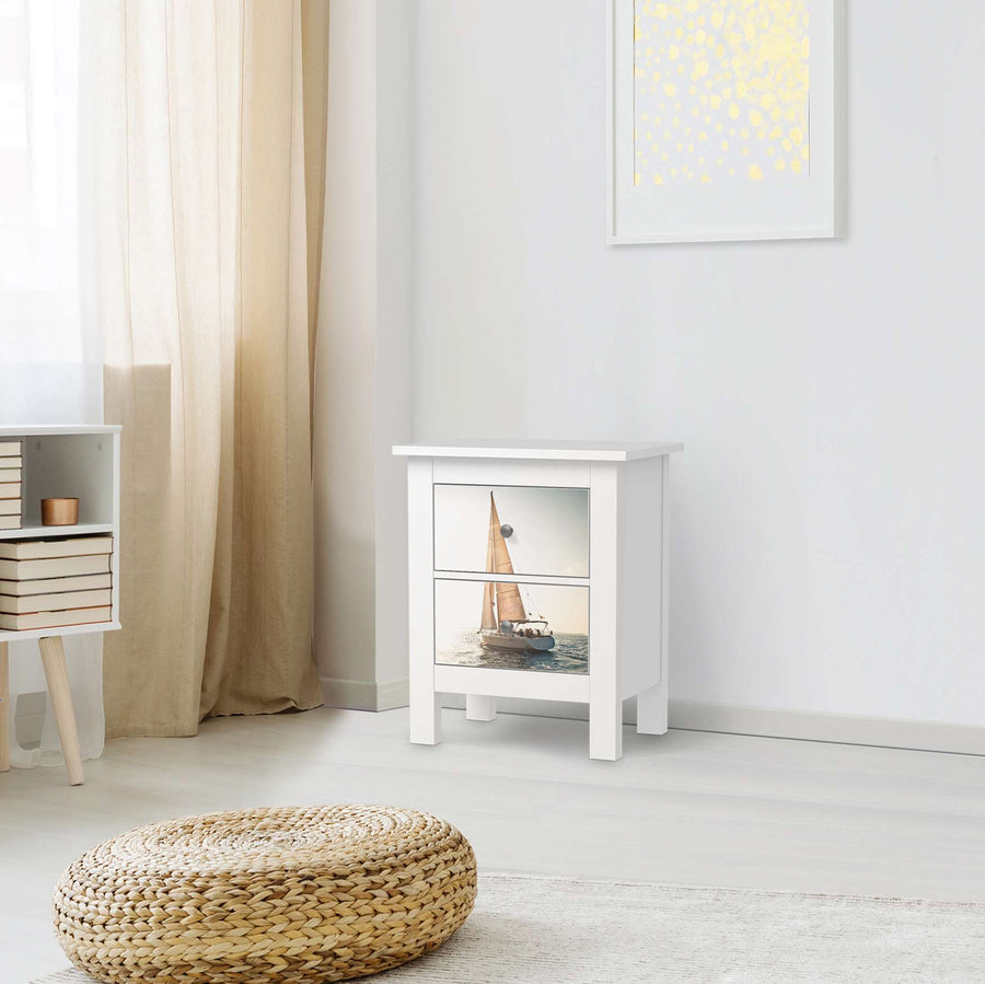 Selbstklebende Folie Freedom - IKEA Hemnes Kommode 2 Schubladen - Wohnzimmer