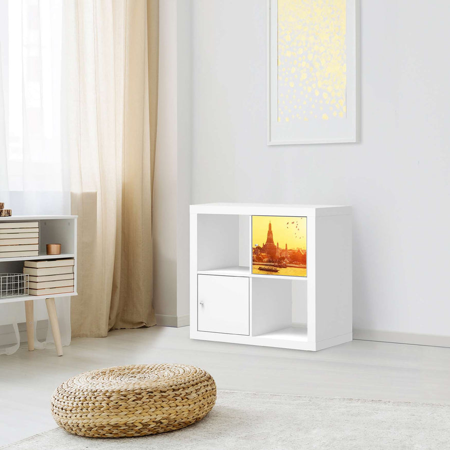 Selbstklebende Folie Bangkok Sunset - IKEA Kallax Regal 1 Türe - Wohnzimmer