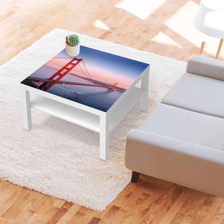 Selbstklebende Folie Golden Gate - IKEA Lack Tisch 78x78 cm - Wohnzimmer