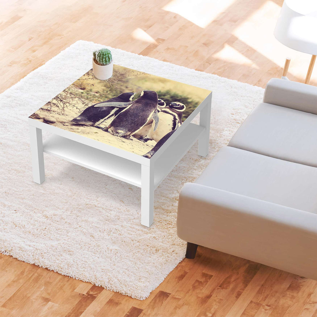 Selbstklebende Folie Pingu Friendship - IKEA Lack Tisch 78x78 cm - Wohnzimmer