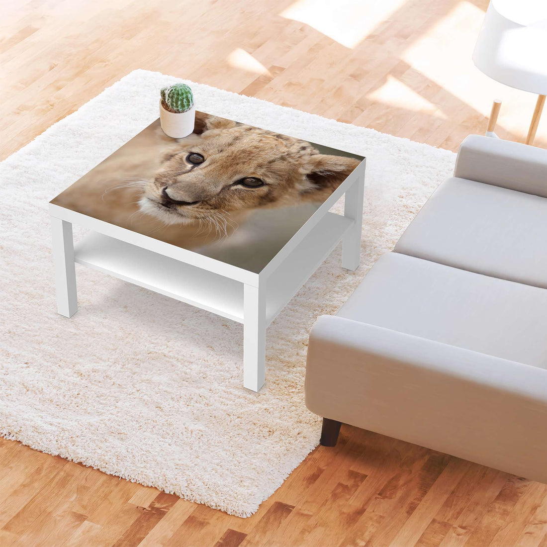 Selbstklebende Folie Simba - IKEA Lack Tisch 78x78 cm - Wohnzimmer