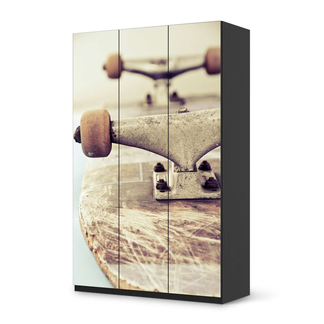 Selbstklebende Folie Skateboard - IKEA Pax Schrank 236 cm Höhe - 3 Türen - schwarz