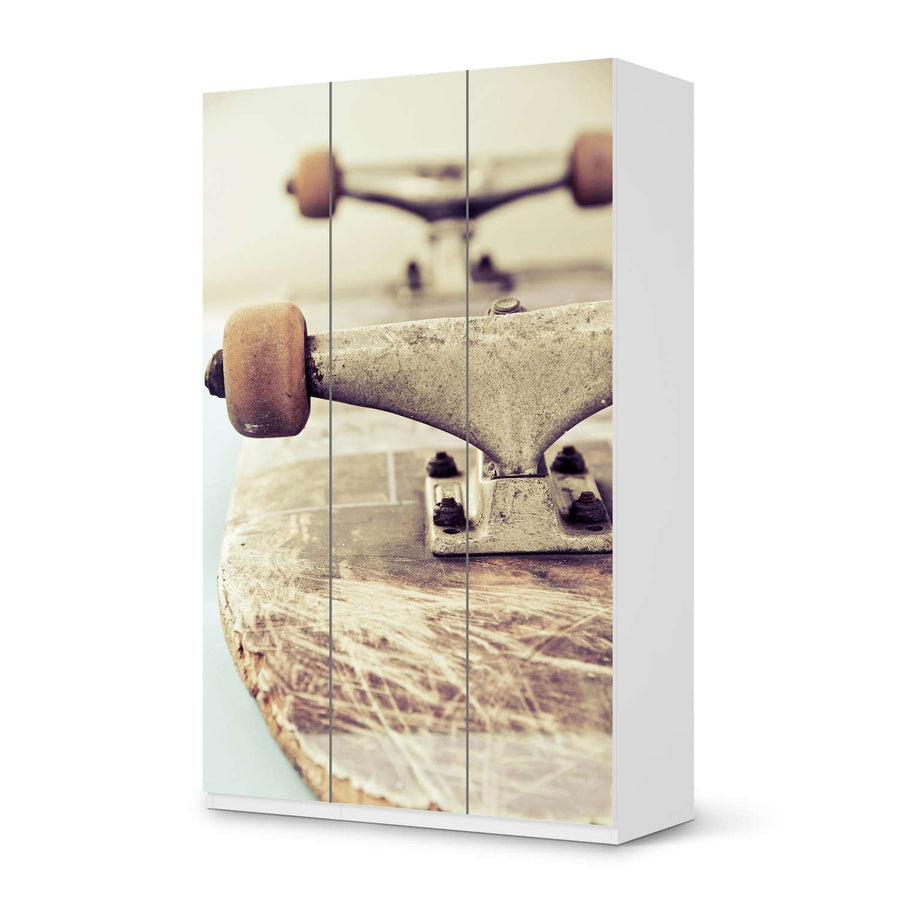 Selbstklebende Folie Skateboard - IKEA Pax Schrank 236 cm Höhe - 3 Türen - weiss
