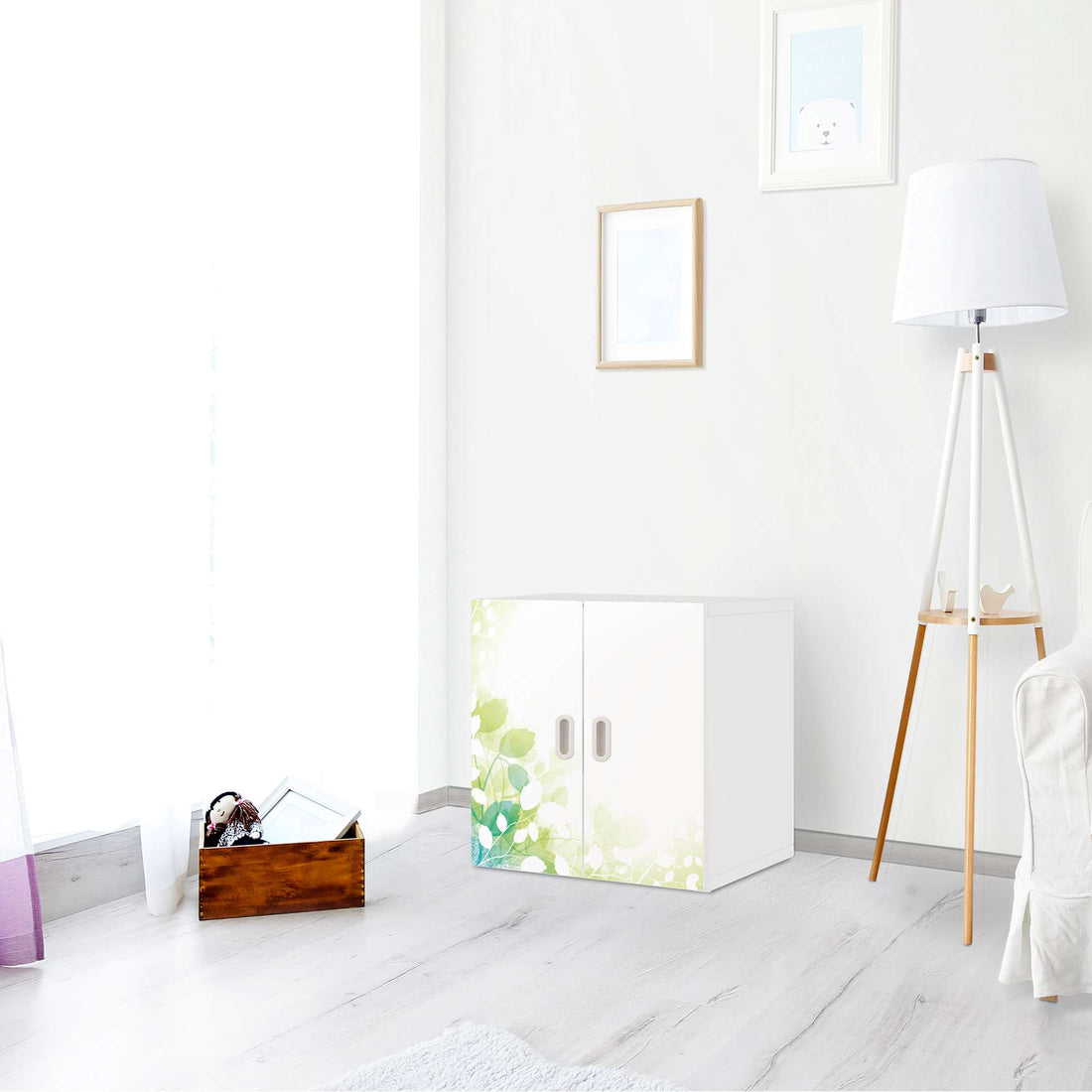 Selbstklebende Folie Flower Light - IKEA Stuva / Fritids Schrank - 2 kleine Türen - Kinderzimmer
