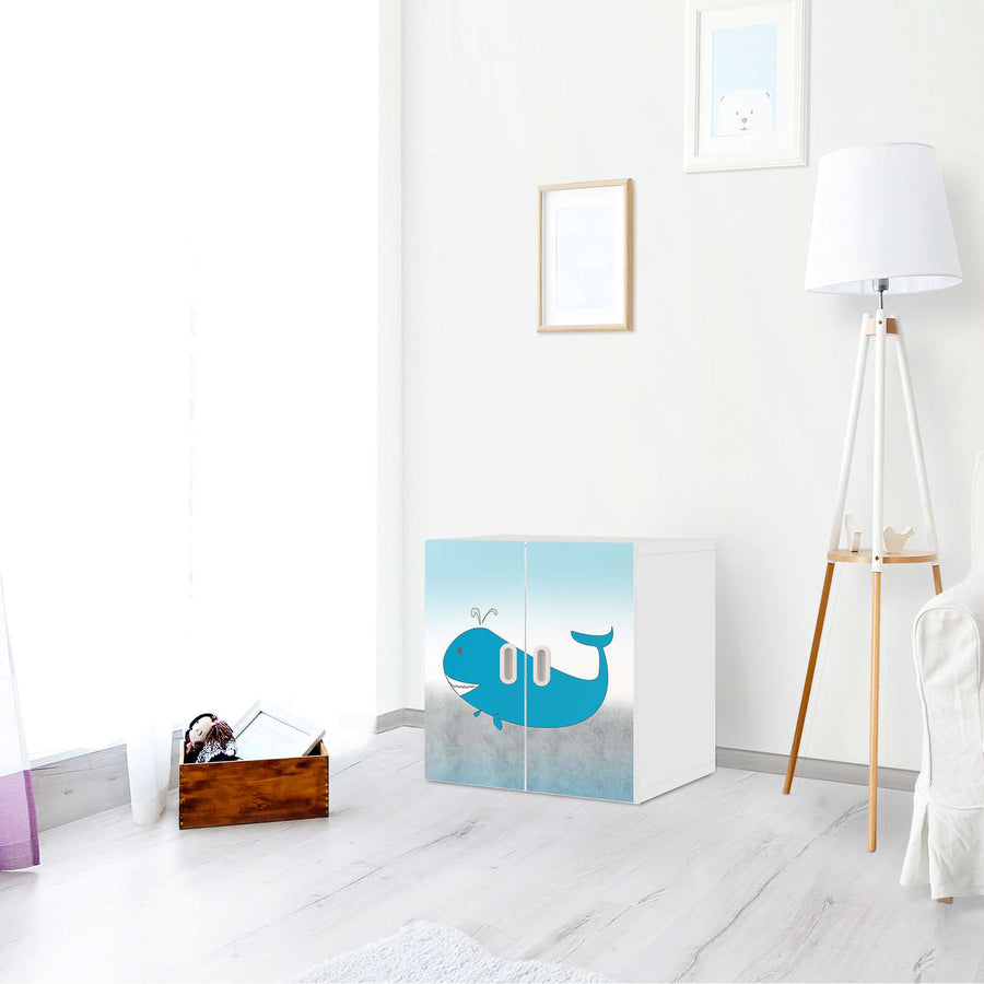Selbstklebende Folie Herr Wal - IKEA Stuva / Fritids Schrank - 2 kleine Türen - Kinderzimmer