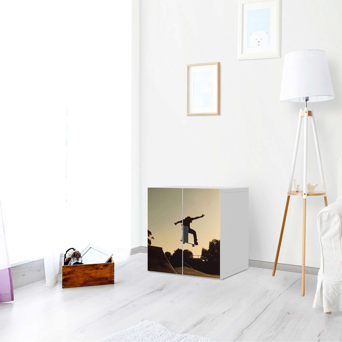 Selbstklebende Folie Skater - IKEA Stuva Schrank - 2 kleine Türen - Kinderzimmer