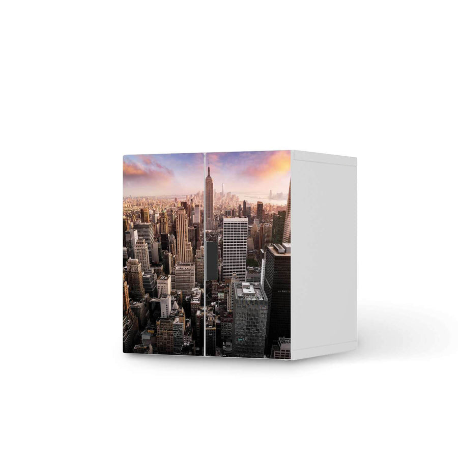 Selbstklebende Folie Big Apple - IKEA Stuva Schrank - 2 kleine Türen  - weiss