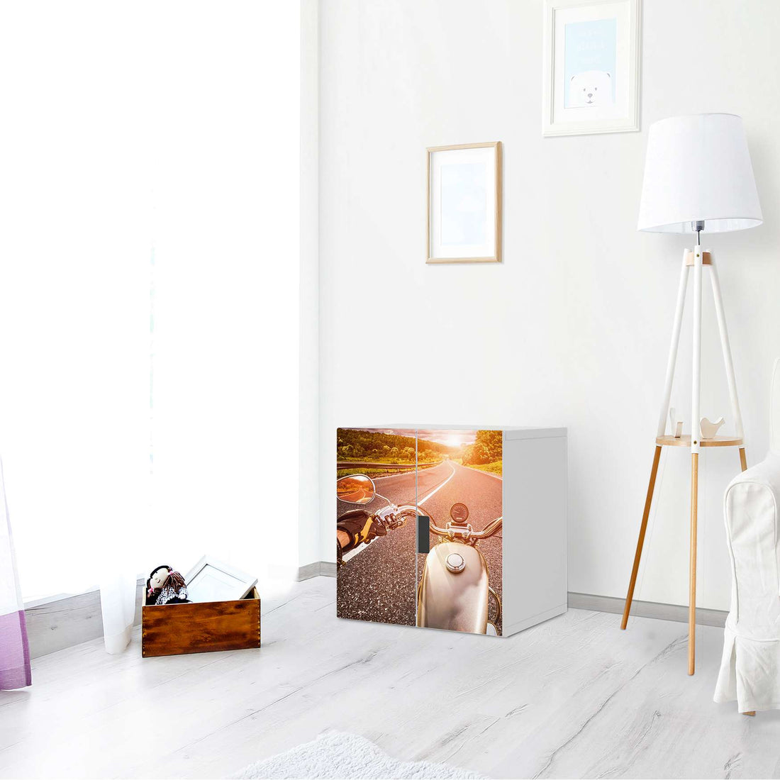 Selbstklebende Folie Easy Rider - IKEA Stuva Schrank - 2 kleine Türen - Wohnzimmer