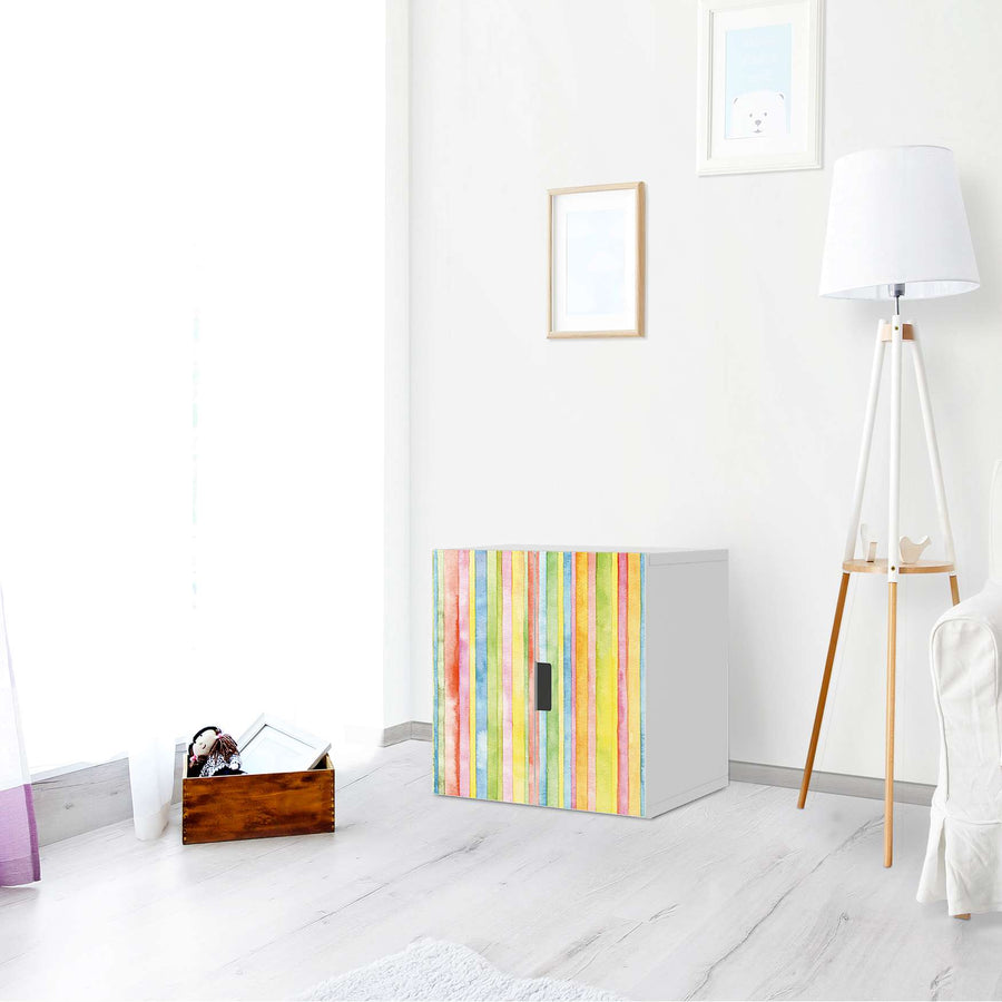 Selbstklebende Folie Watercolor Stripes - IKEA Stuva Schrank - 2 kleine Türen - Wohnzimmer